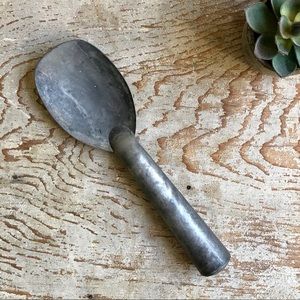 Vintage Ice Cream Spade Scoop